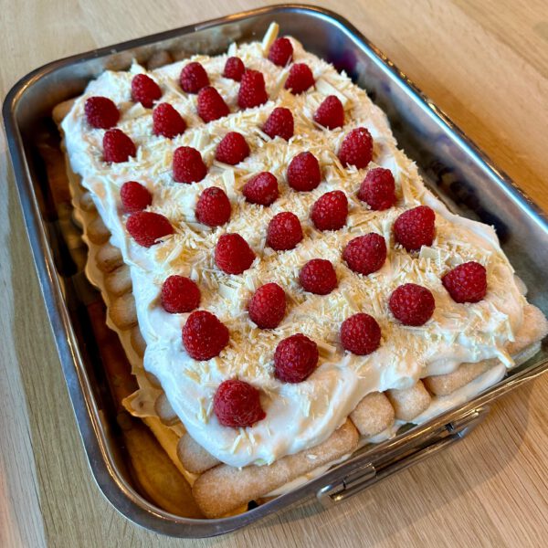 Witte Chocolade framboos tiramisu | 8 personen